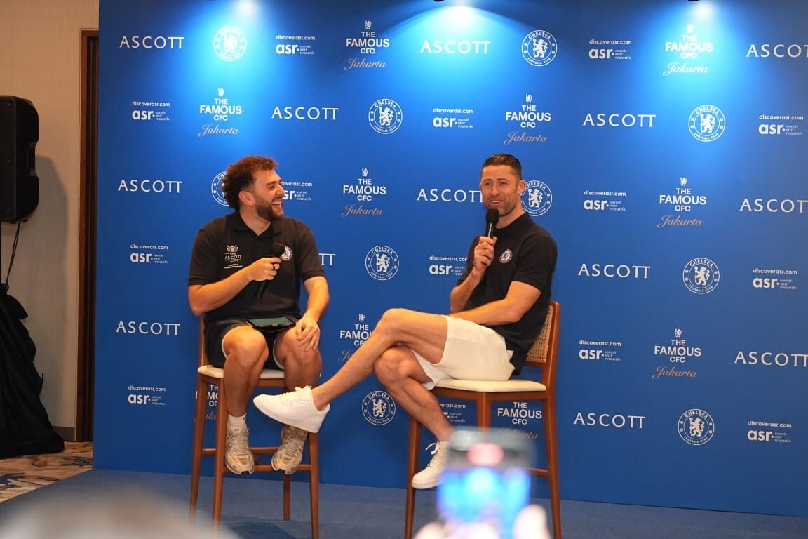 Gary Cahill Resmikan Suite Bertema Chelsea Pertama di Asia di Jakarta