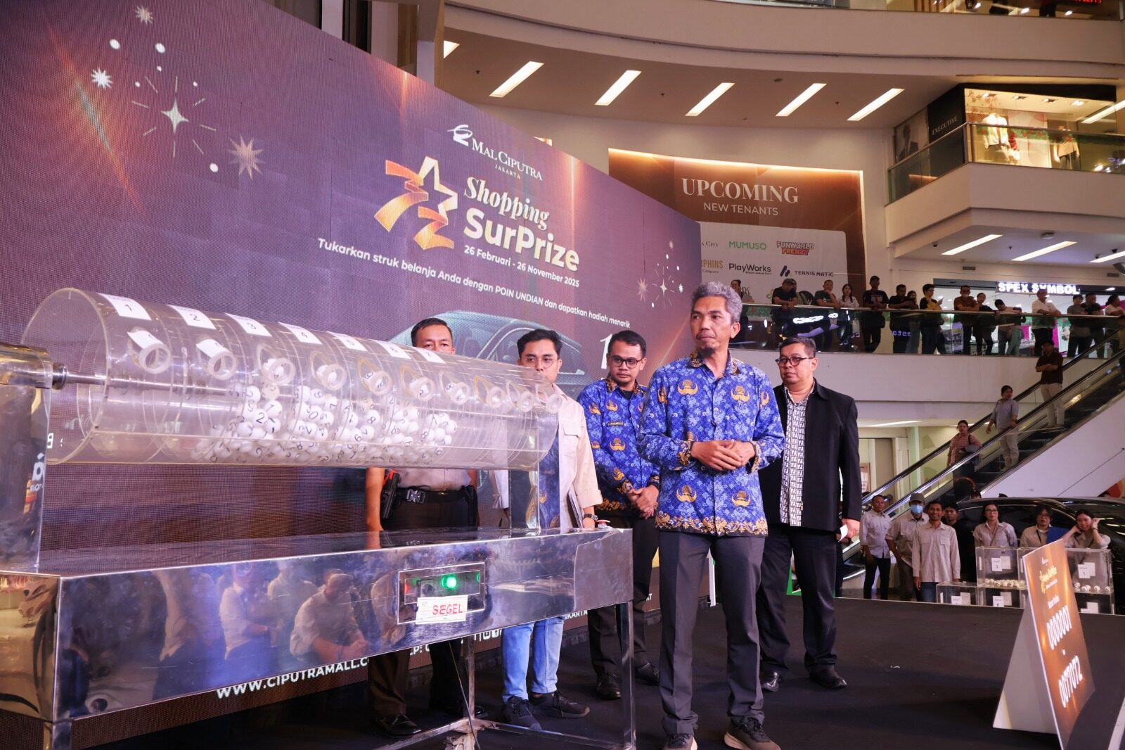 Mal Ciputra Jakarta Rayakan 32 Tahun dengan "32nd Shopping Surprize", Ribuan Member Turun Gunung!