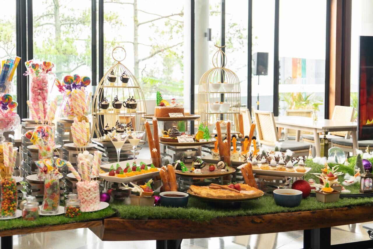 Swiss-Belresort Dago Heritage Pamerkan "7 Wonders – Around the World in Glam", Siap Sambut Liburan Akhir Tahun Urbie's!