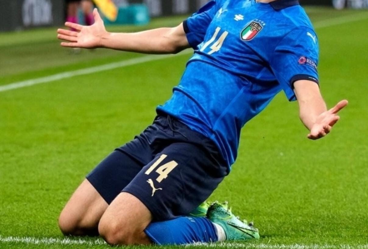 Premier League Larang Selebrasi Knee Slide, Urbie's! Mulai 1 Januari Pemain Langsung Diganjal Kartu Kuning