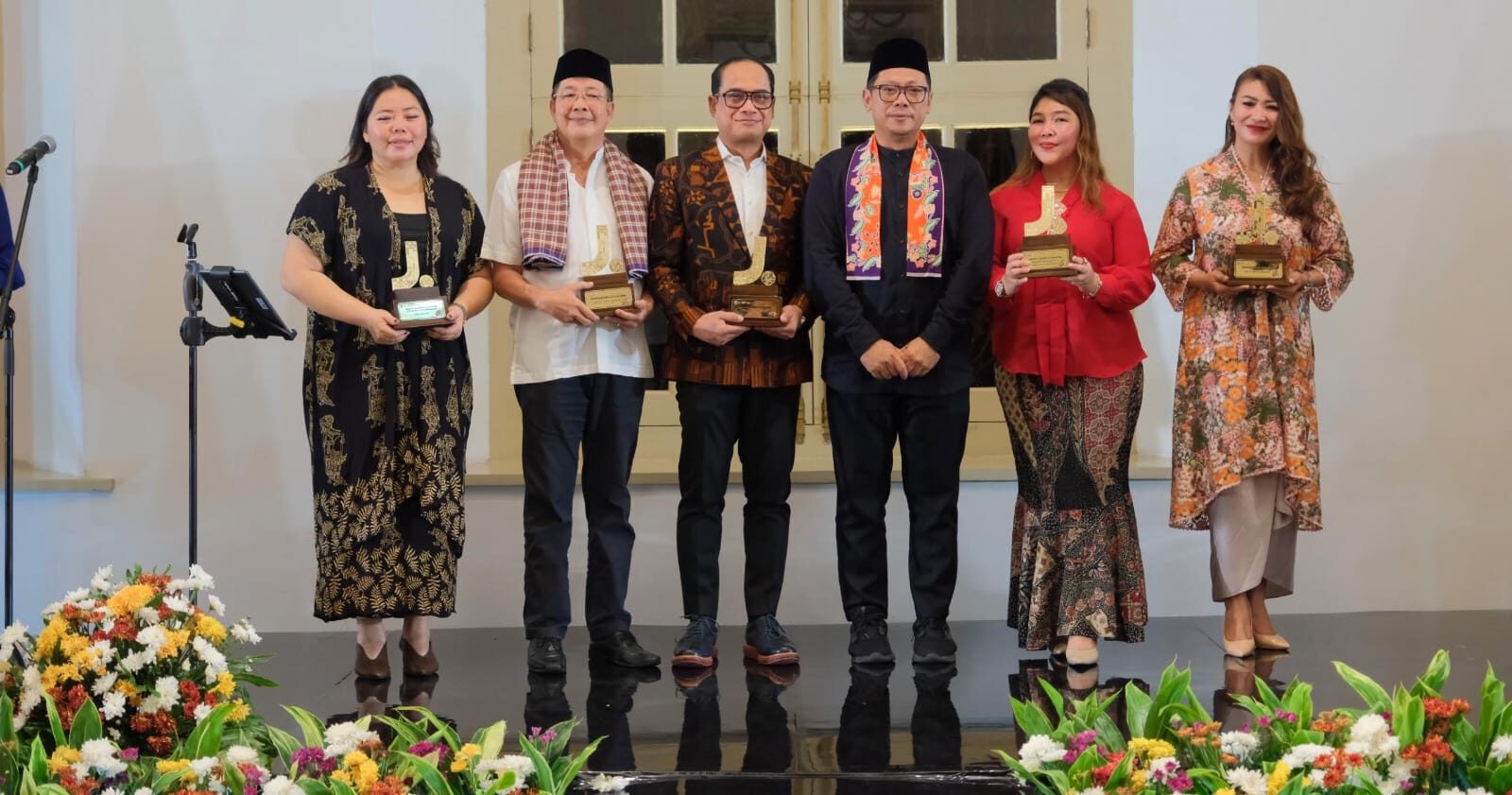Menutup 2025 dengan Prestasi, Holiday Inn & Suites Jakarta Gajah Mada Dinobatkan sebagai Jakarta Leading 4 Star Hotel