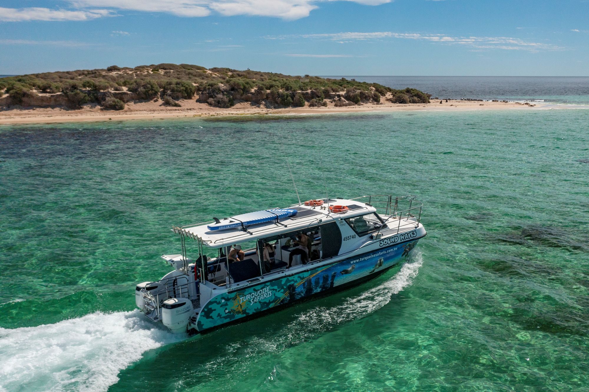 Coral Coast Australia Barat: Road Trip Menyusuri Pantai Toska, Gurun Ikonik, hingga Langit Penuh Bintang