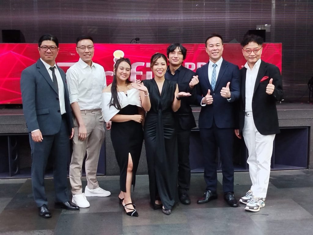 Trifill Pro diperkenalkan secara resmi dalam acara SPOTLIGHT 2025: Signature Pioneer of Technology TRIFILL PRO, gelaran premium besutan PT Herca Indonesia yang menghadirkan pembicara kelas internasionalyaitu Dr. Tingsong Lim (Malaysia), Dr. Hyoung Moon Kim (Korea), Dr. Shinji Noda(Jepang), Dr. Andrew Wirya (Indonesia), serta dipandu oleh Dr. Stephen Wirya sebagaimoderator di Black Owl, BSD, Tangerang Selatan, Sabtu (6/12/2025). (Foto: Urbanvibes/R Indriani)