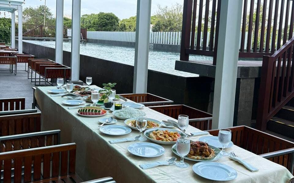 Holiday Inn Express JIExpo Hadirkan Warisan Rasa Iftar dan Blessed Night untuk Ramadan 2026