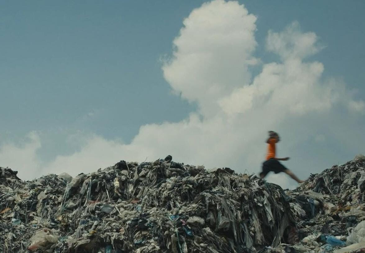 Film Berlatar Bantar Gebang 'Anak Macan (My Plastic Mother), Raih Best International Short Film di Flickerfest