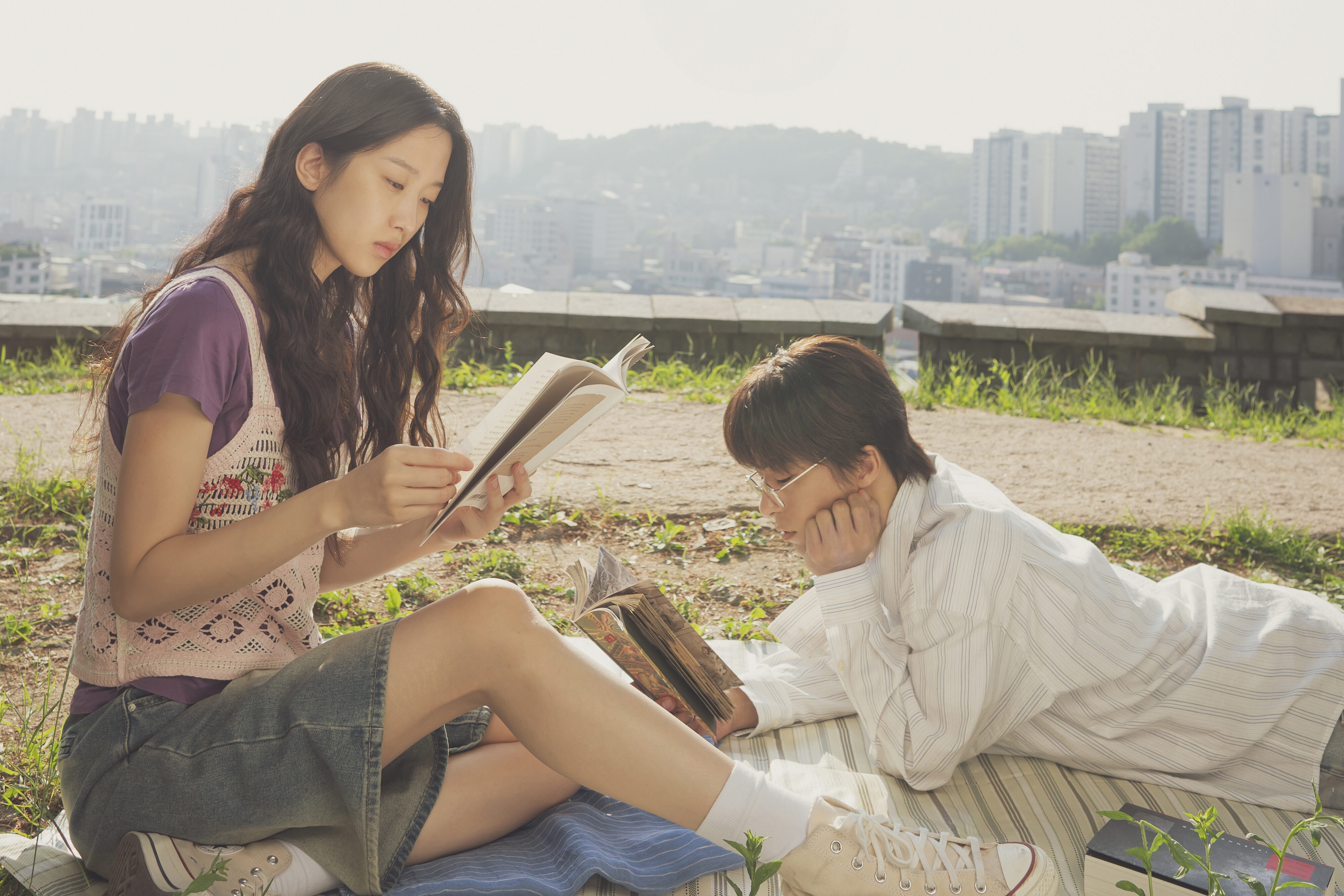 Sinopsis Film Once We Were Us: Kisah Cinta Lama Bikin Baper Gen Z