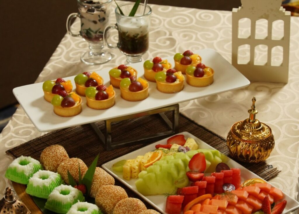 berbuka puasa yang penuh kedamaian dari Oakwood Hotel & Apartments Taman Mini Jakarta - sumber foto Istimewa