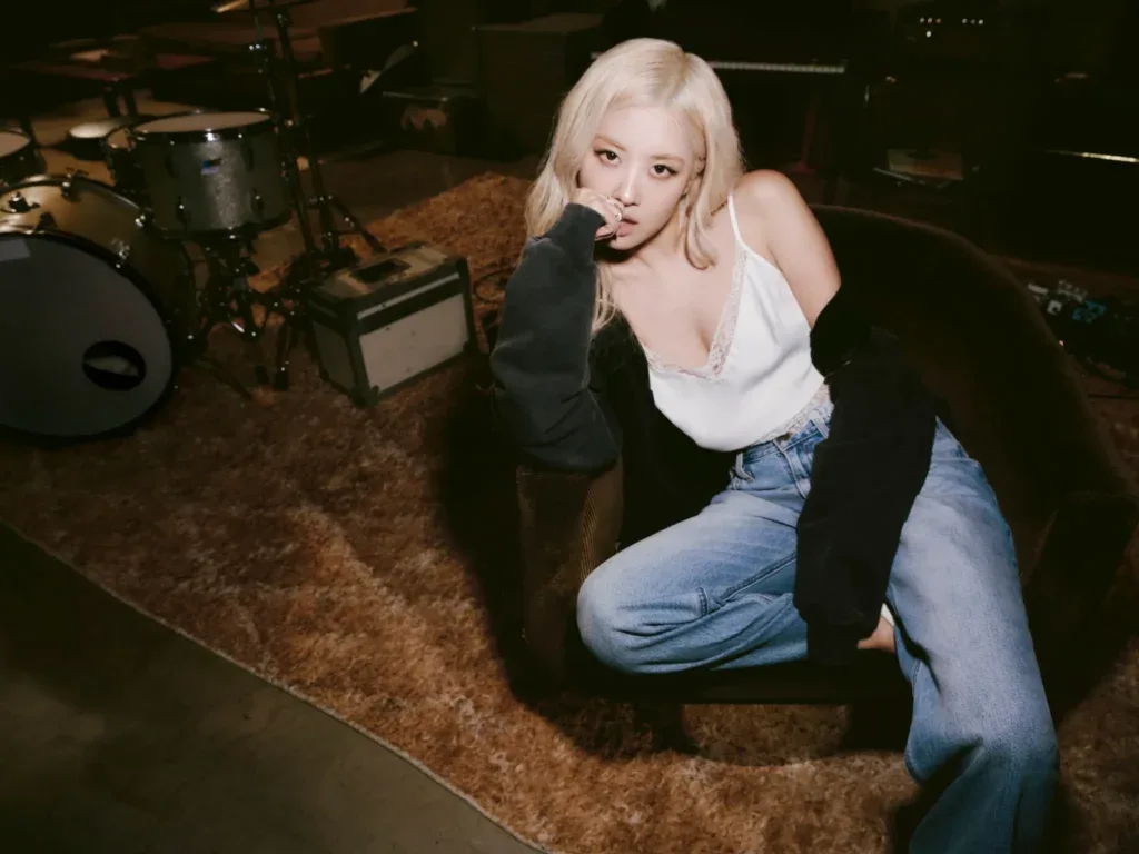 Levi’s Gandeng Rosé BLACKPINK - sumber foto Levi's