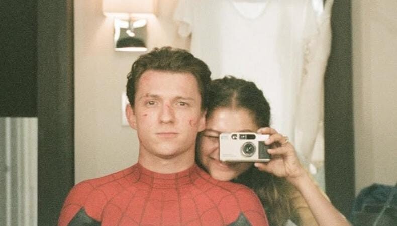 Diam-Diam Menikah? Ini Pengakuan Penata Gaya Zendaya Soal Hubungannya dengan Tom Holland