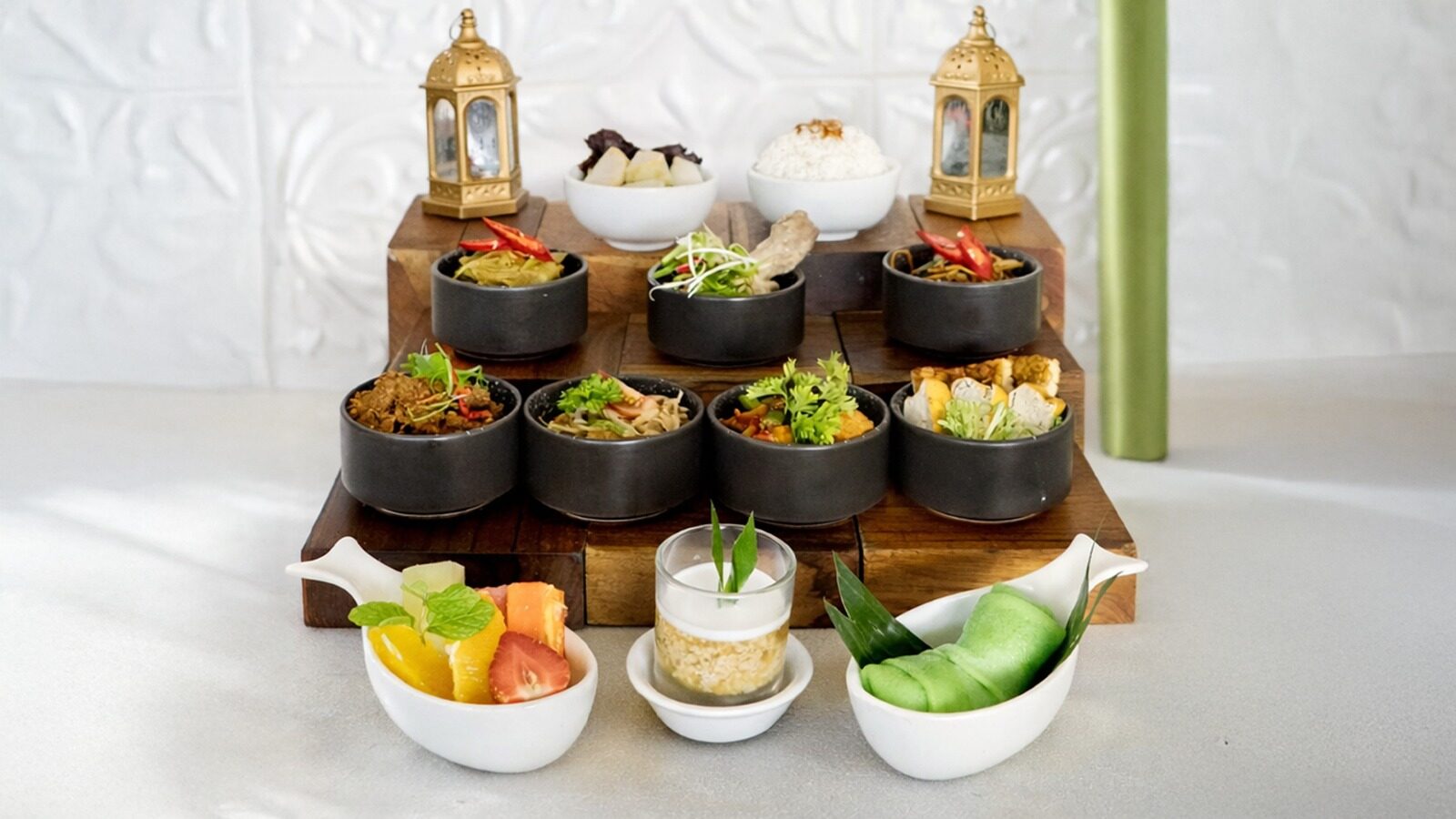 Jamuan Raya - Rijsttafel khas Lebaran. (Foto: Dok. Mahattan Hotel Jakarta)