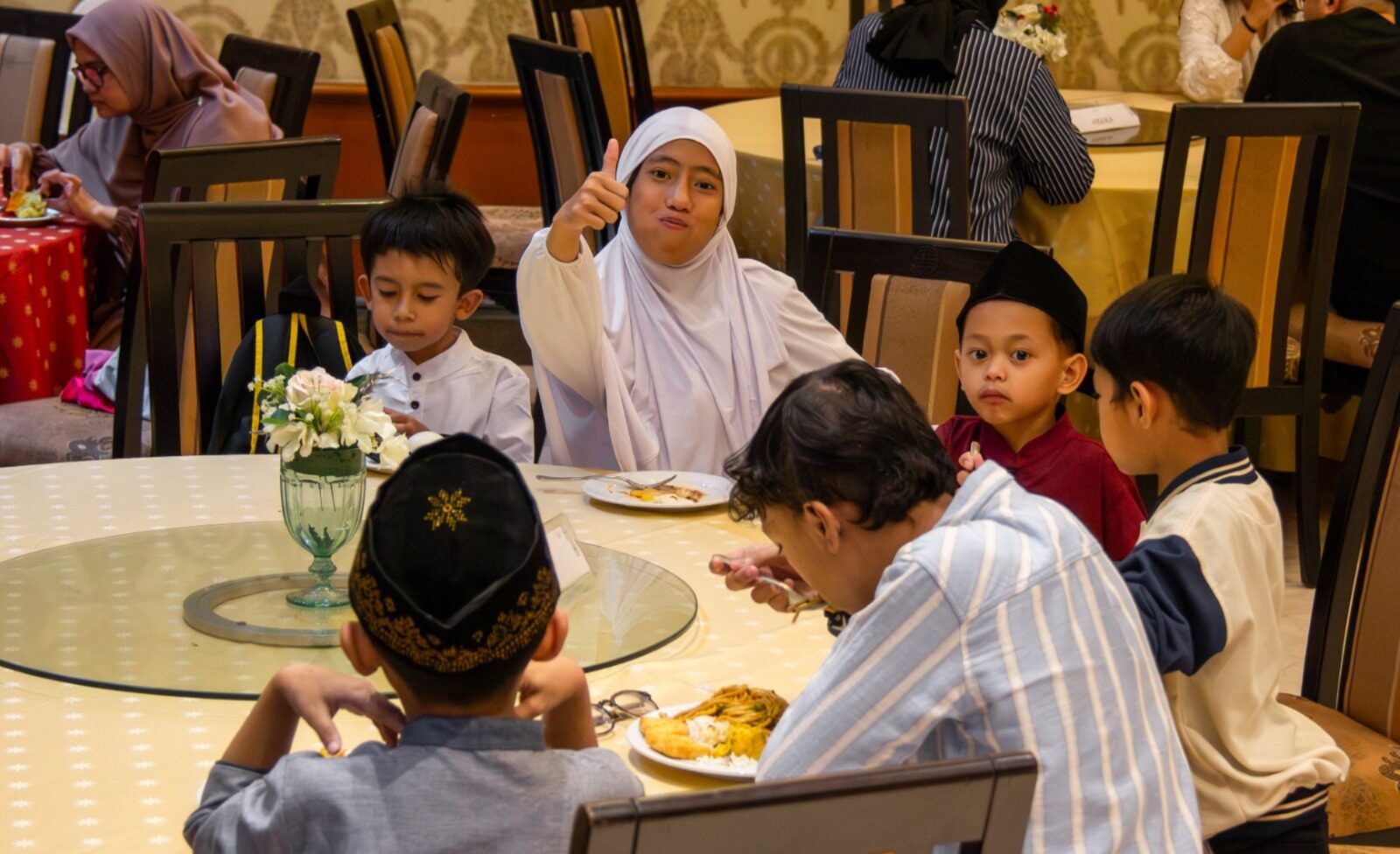 ARTOTEL Suites Aquila Rayakan Ramadan dengan Buka Puasa Bersama dan Santunan Anak Yatim