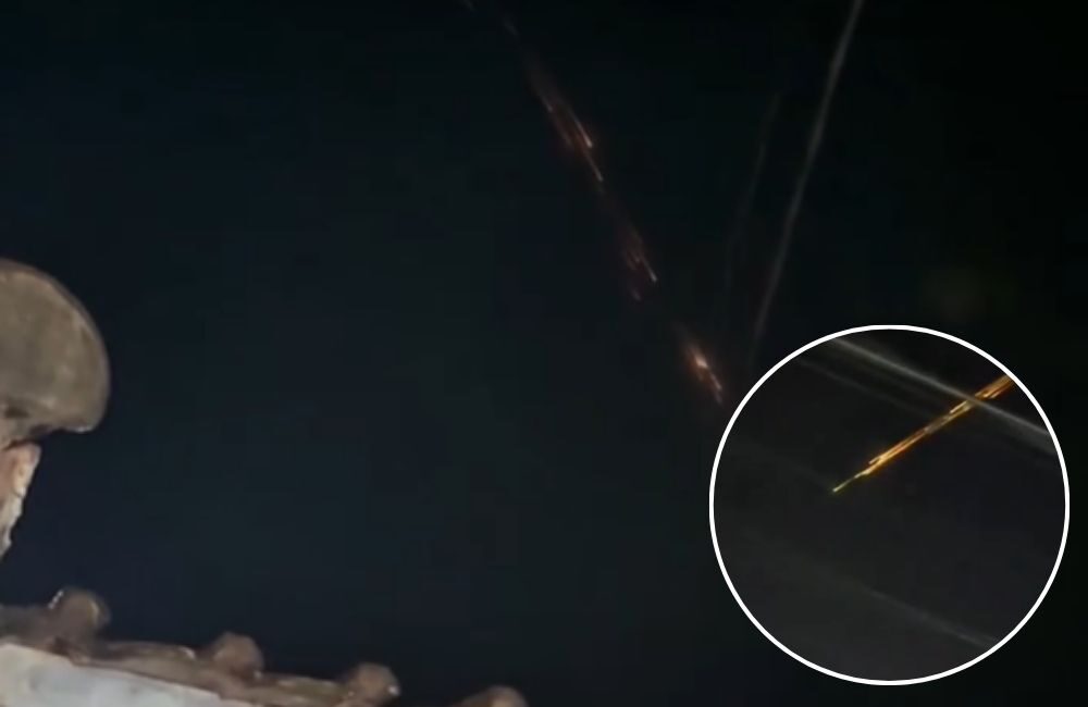 Heboh Benda Misterius di Langit Lampung, Ternyata Bukan Meteor! Ini Penjelasan Ahli