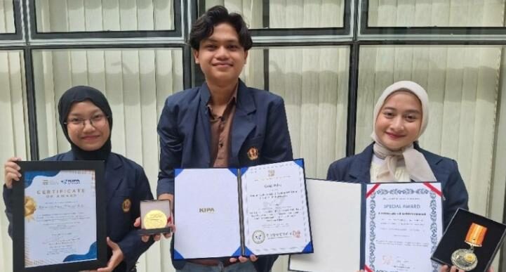 "Milked IT" Susu Anti-Stres Berbahan Kemangi, Tim Unpad Sabet Emas di Ajang Internasional