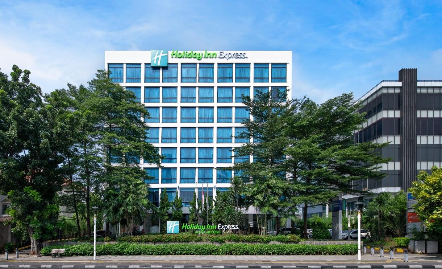 Kini Lebih Ikonik, Holiday Inn Express Jakarta Matraman Resmi Jadi Holiday Inn Express Jakarta Menteng