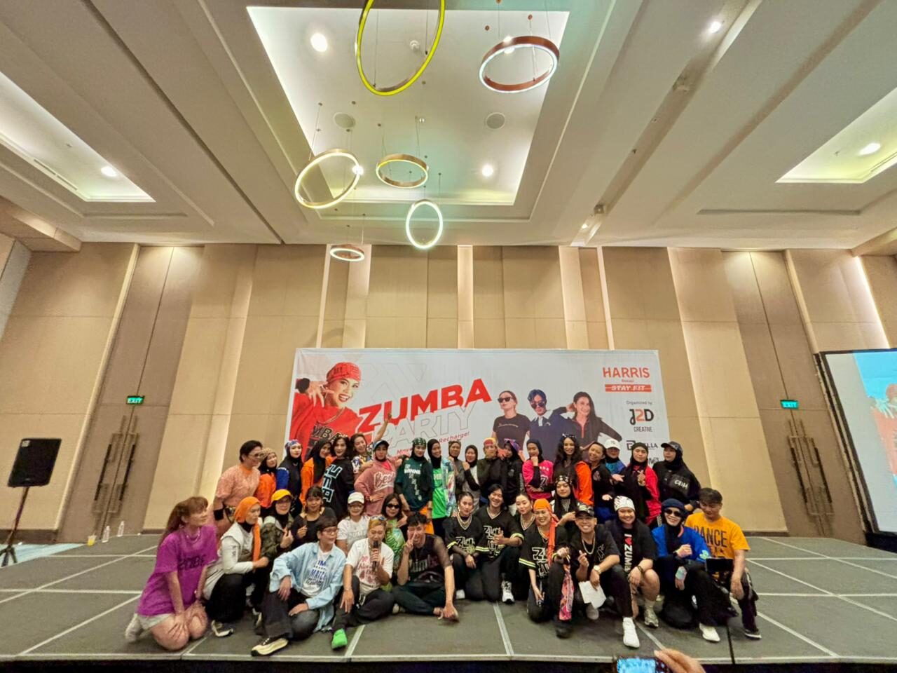 Zumba Party HARRIS Hotel & Convention Bekasi Sukses Besar, Ajak 300+ Orang Sehat Bareng!