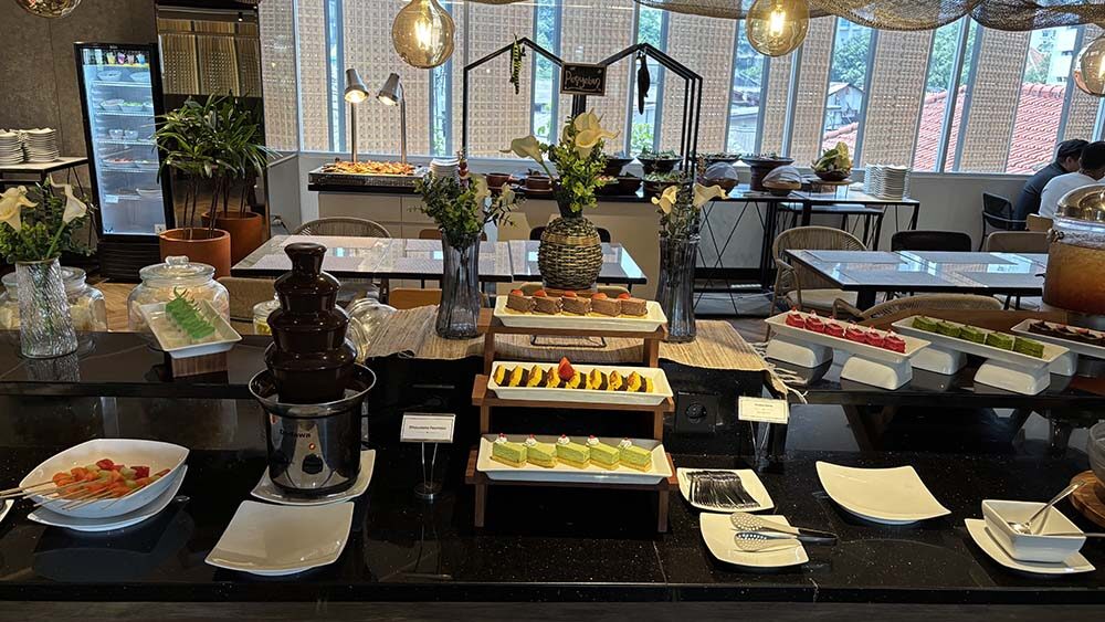 buffet cake bw express lunch package
