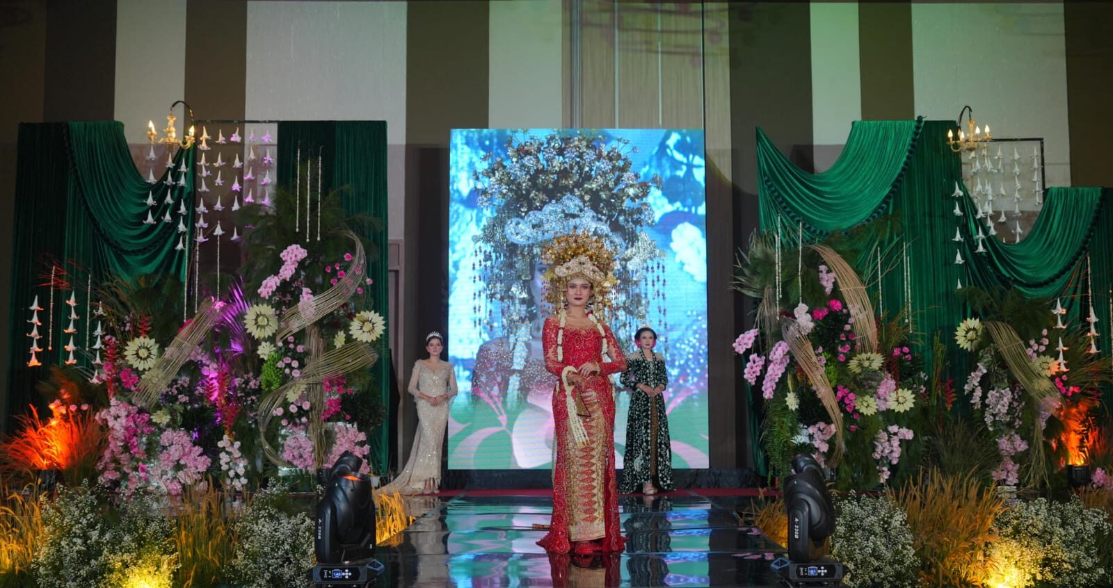 Inspirasi Pernikahan Tak Lekang Waktu di The Eternal Bloom ARTOTEL Cibubur