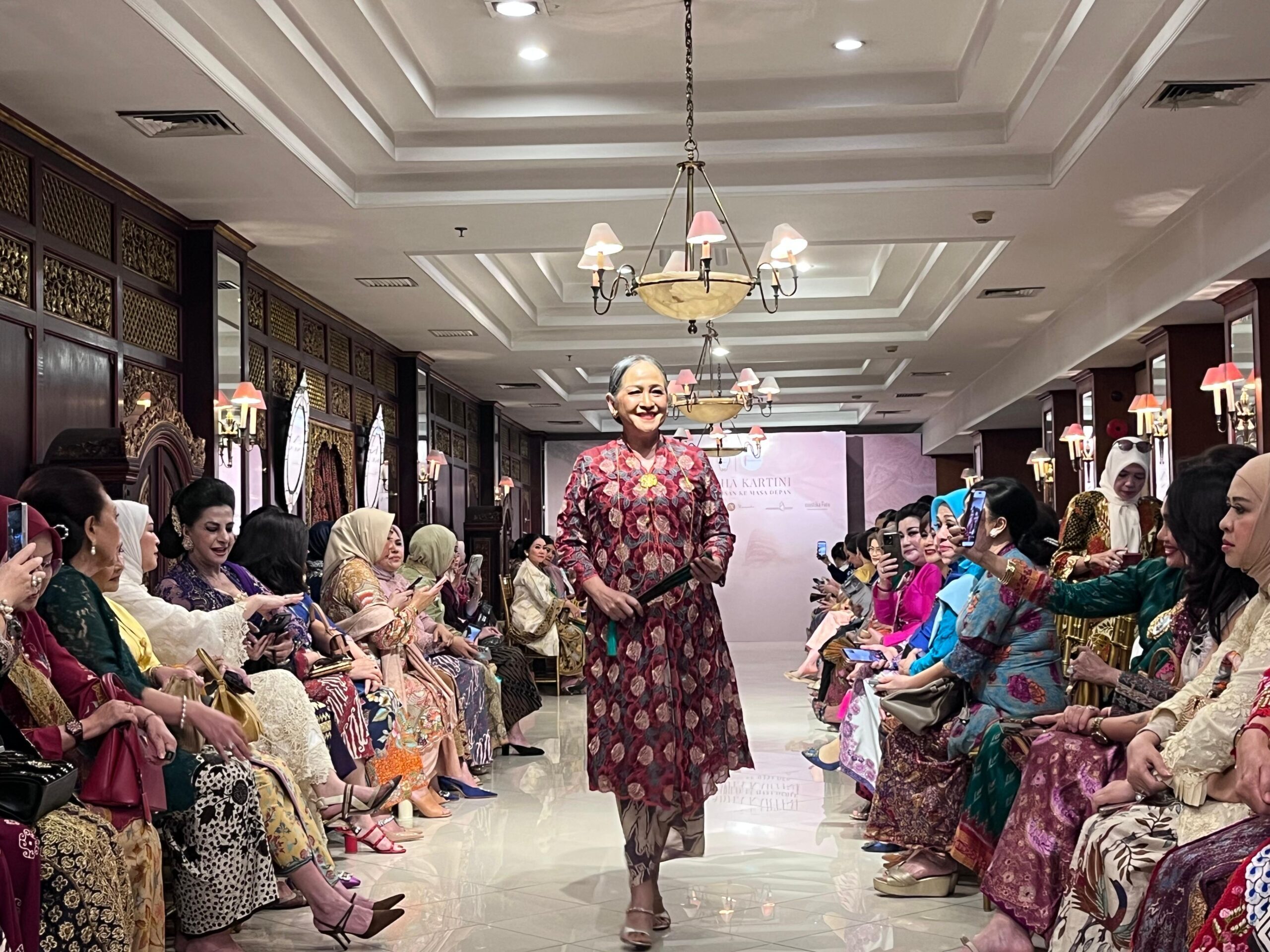 Batik Danar Hadi bersama Perhimpunan Kebayaku menggelar trunk show bertajuk “Prabhā Kartini: Dari Warisan Ke Masa Depan.” di Jakarta, Kamis (30/4/2026). (Foto: Dok. Danar Hadi)