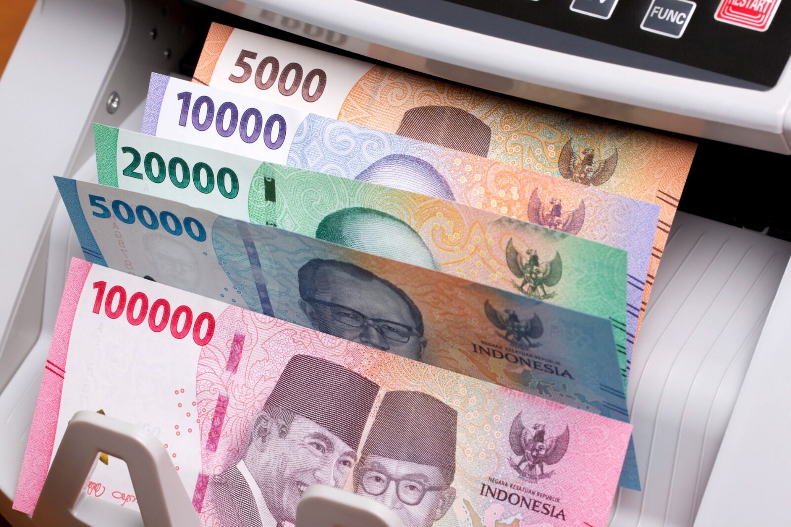 Rupiah Menguat ke Rp17.324 per Dolar AS, Jadi Angin Segar di Tengah Tekanan Ekonomi Global