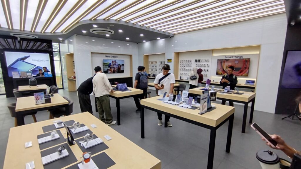 Samsung Store by Erafone di Hampton Square, Gading Serpong. (Foto: Urbanvibes/R Indriani)