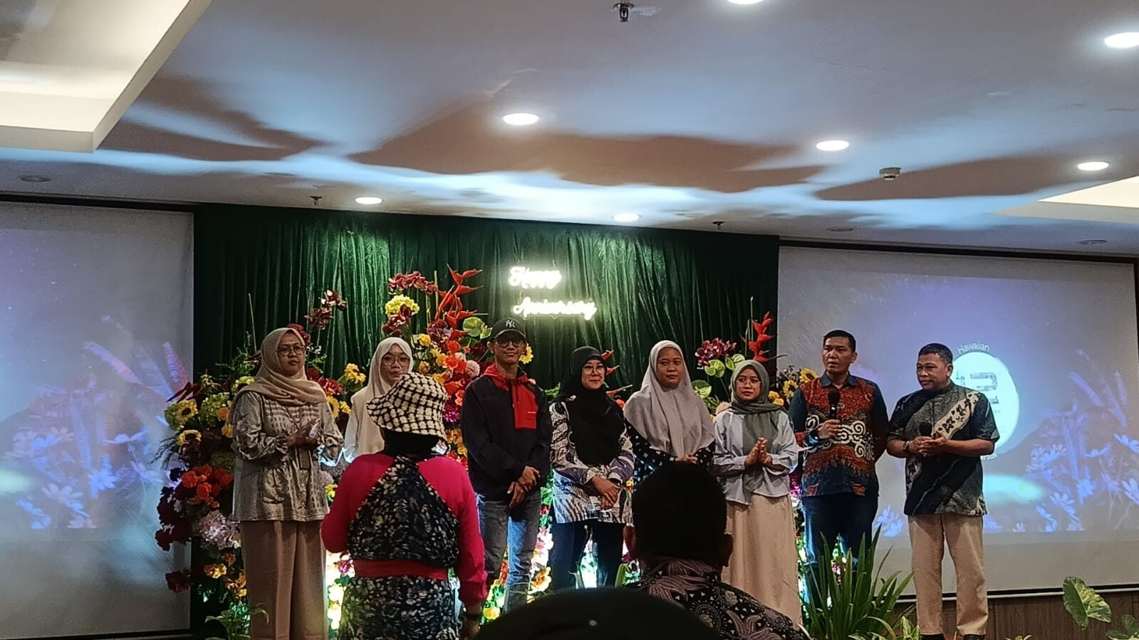 Vega Hotel Gading Serpong Gelar Corporate Gathering Bernuansa Hawaii, Perkuat Relasi Bareng Mitra Bisnis
