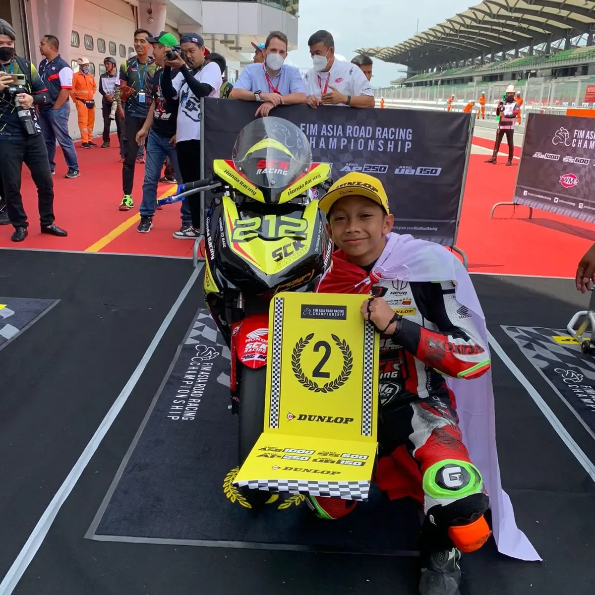 Kiandra Ramadhipa Juara Moto3 Junior Estoril 2026! Pembalap Muda Indonesia Buktikan Bisa Taklukkan Eropa