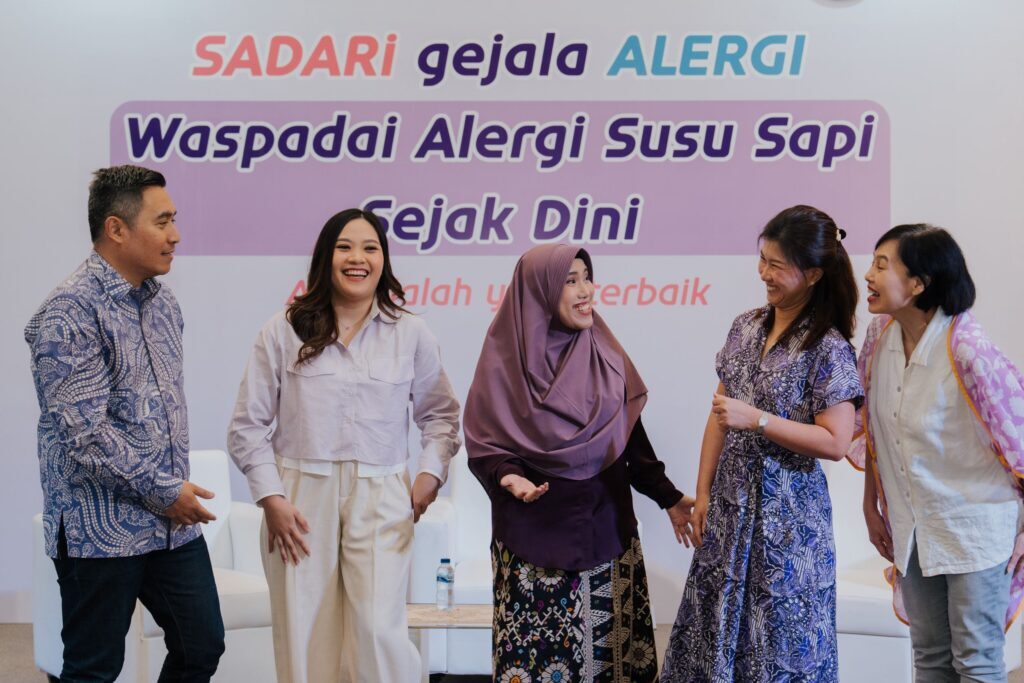 Sambut World Allergy Week 2026, Sarihusada melalui SADAR Alergi AjakOrang Tua Tangani Alergi Susu Sapi pada Anak dengan Tepat. (Foto: Dok. Sarihusada)