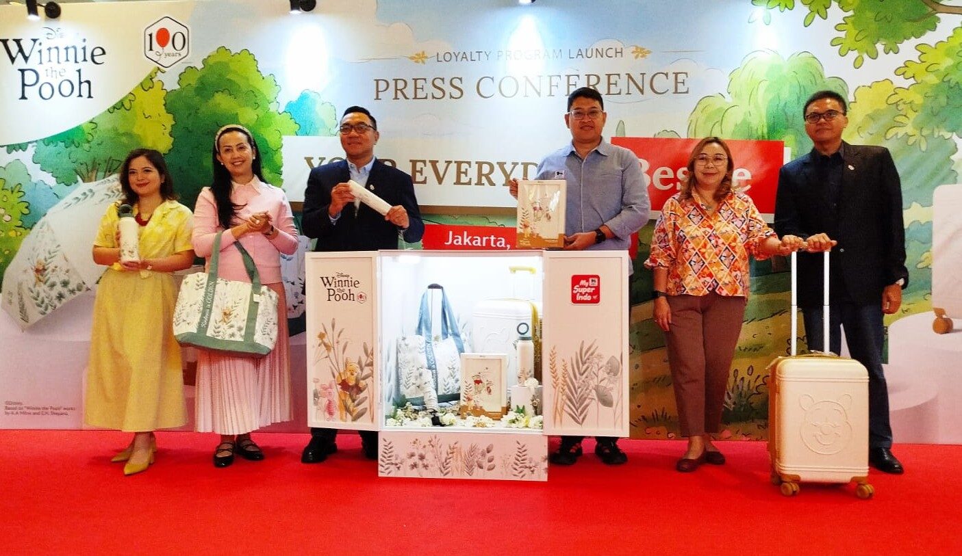 Koleksi Winnie the Pooh Lucu Ini Bisa Didapat Gratis di Super Indo, Simak Caranya!