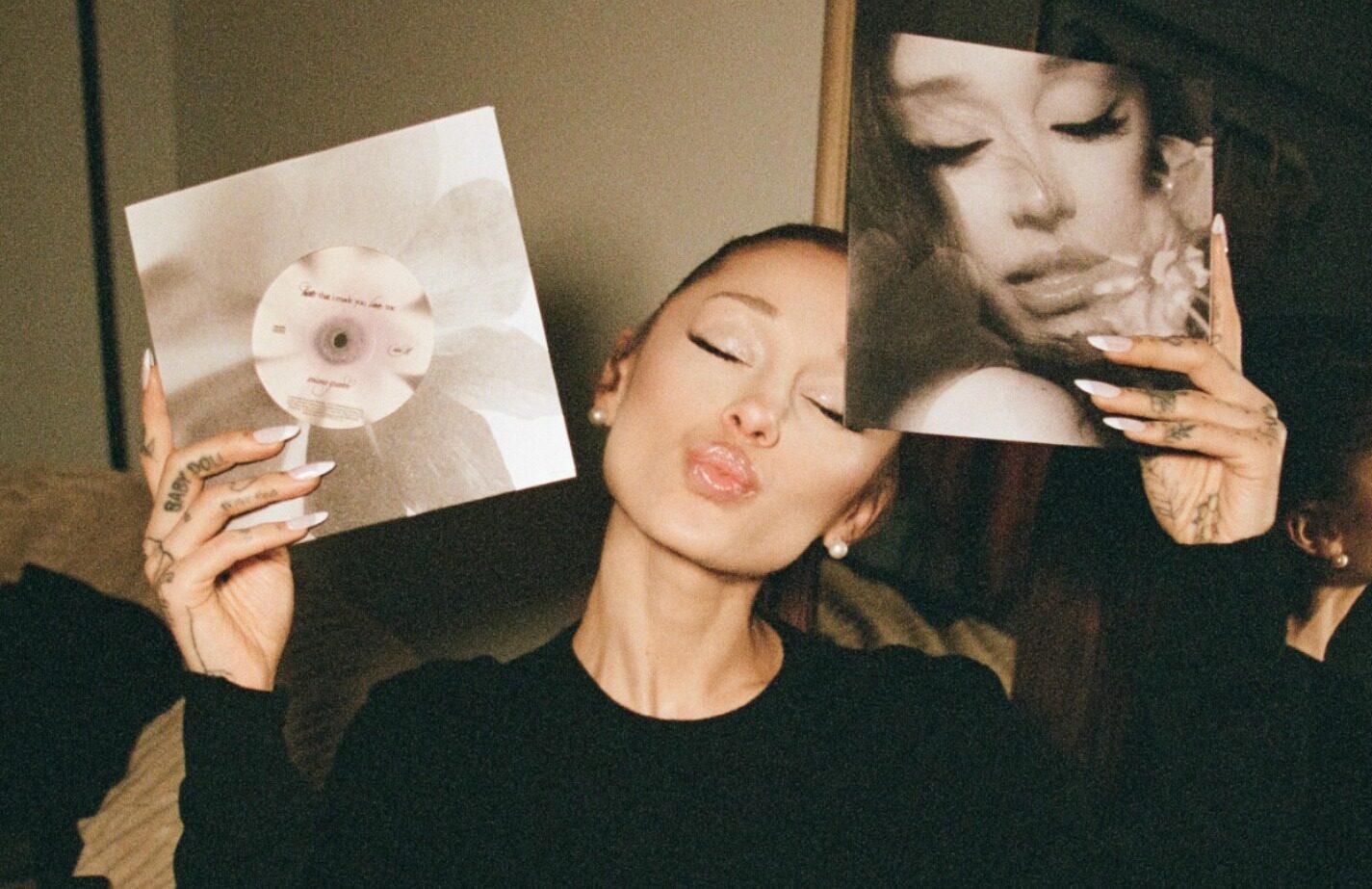 Ariana Grande Bikin Google Jadi Lebih Cantik dengan Easter Egg Album Petal