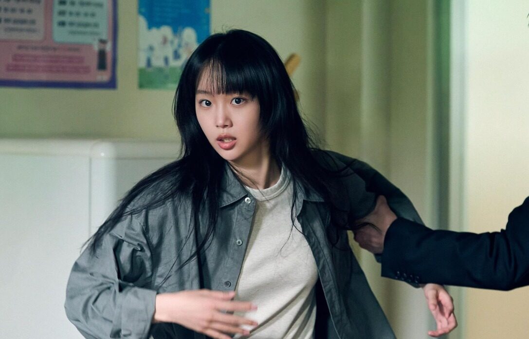Teach You A Lesson Puncaki Netflix, Akting Jin Ki Joo Tuai Perdebatan Meski Sudah Latihan Vokal Khusus