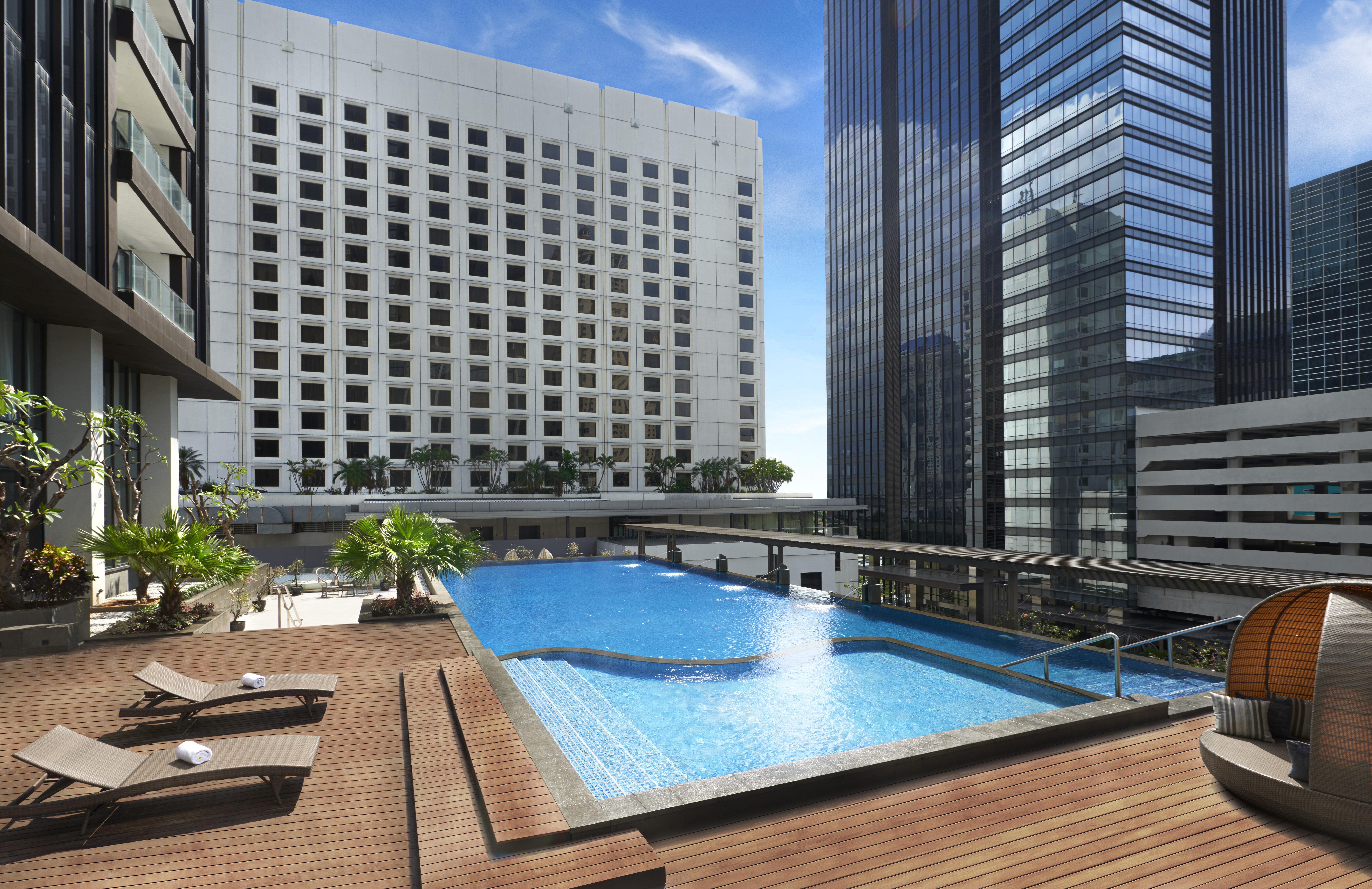 School’s Out, Fun Stay! di Mangkuluhur ARTOTEL Suites