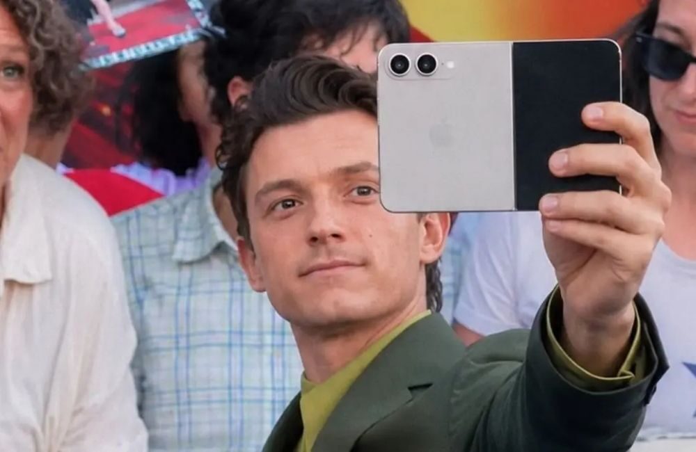 Benarkah Tom Holland Bocorkan iPhone Lipat Pertama Apple? Bocoran Harga dan Desainnya Bikin Heboh
