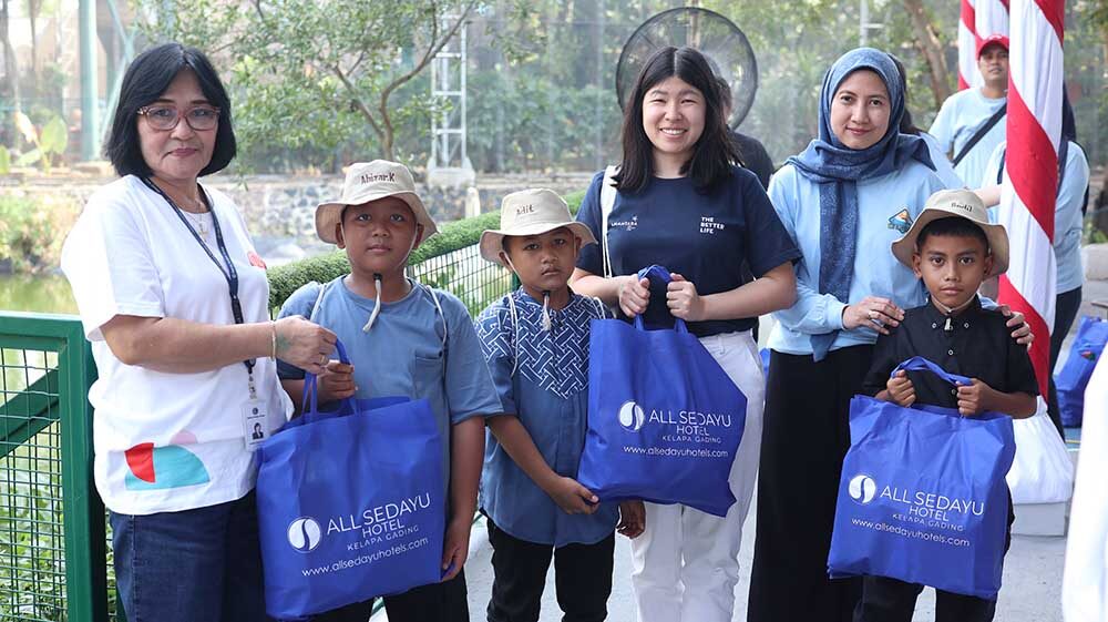 ll Sedayu Hotel Kelapa Gading Ajak Anak Panti Belajar - sumber foto istimewa