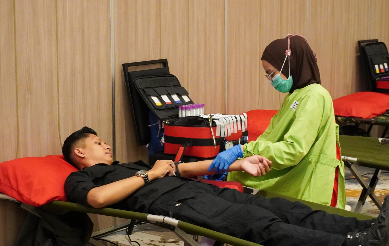 Sambut Anniversary Pertama, ARTOTEL Living World Kota Wisata – Cibubur Gelar Donor Darah Perdana