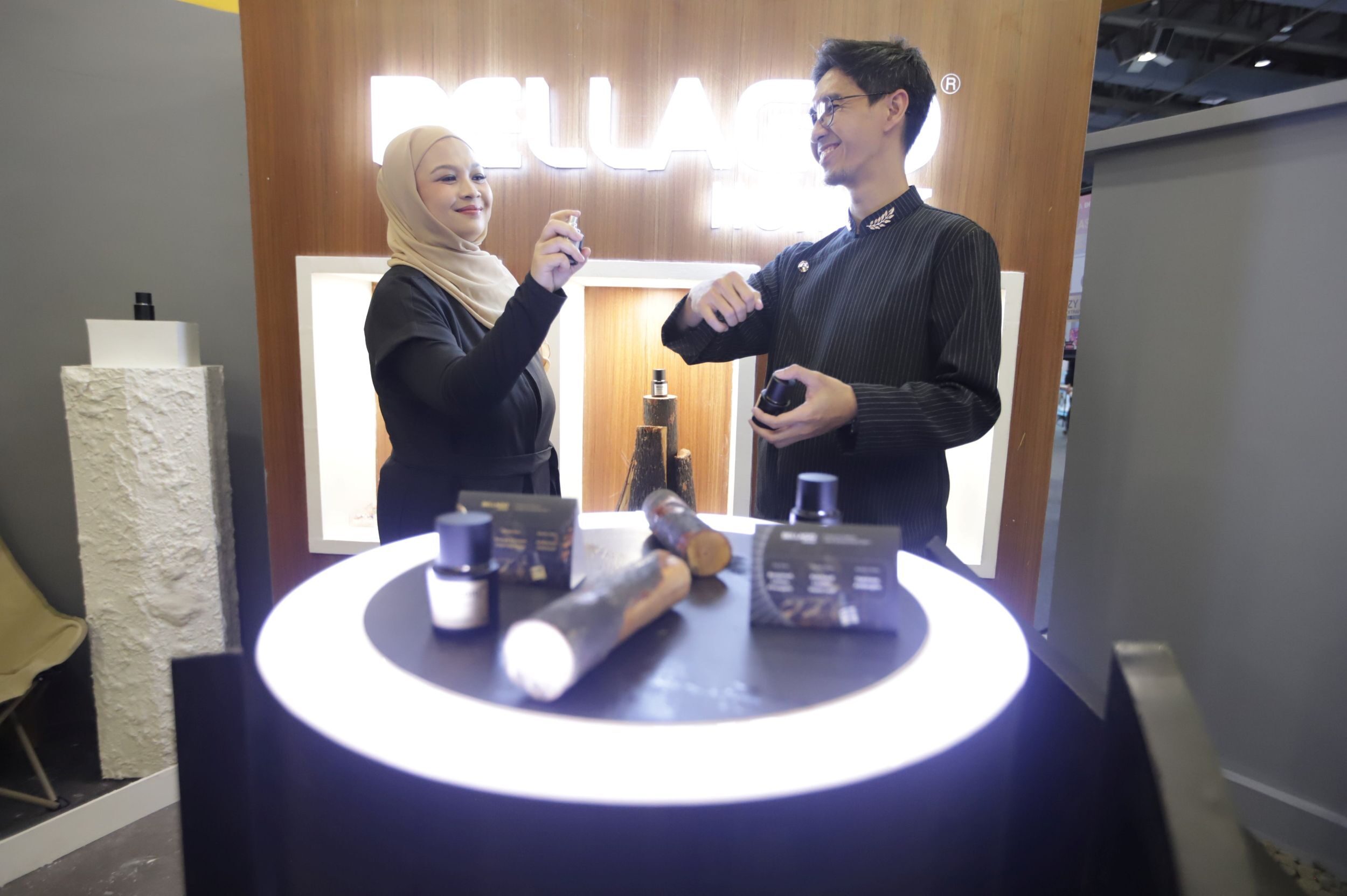 Ki-ka: Risa Trisanti (Head of Marketing Priskila) dan Ivansyah (Brand Manager Bellagio Homme). (Foto: Istimewa)