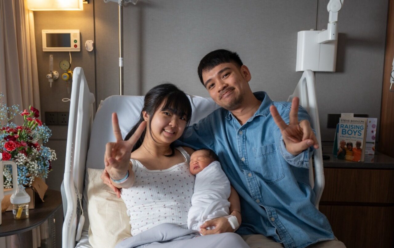 Bukan Cuma Warganet, Brand Teknologi Ramai-Ramai Ucapkan Selamat untuk Kelahiran Anak David GadgetIn, Kolom Komentarnya Jadi Serasa Etalase Toko!