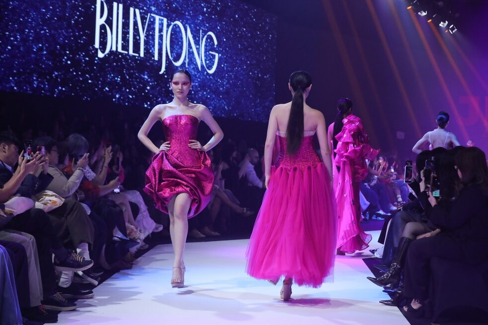 Billy Tjong Hadirkan Fuchsia, Koleksi JF3 2026 yang Rayakan 25 Tahun Perjalanan Fashion