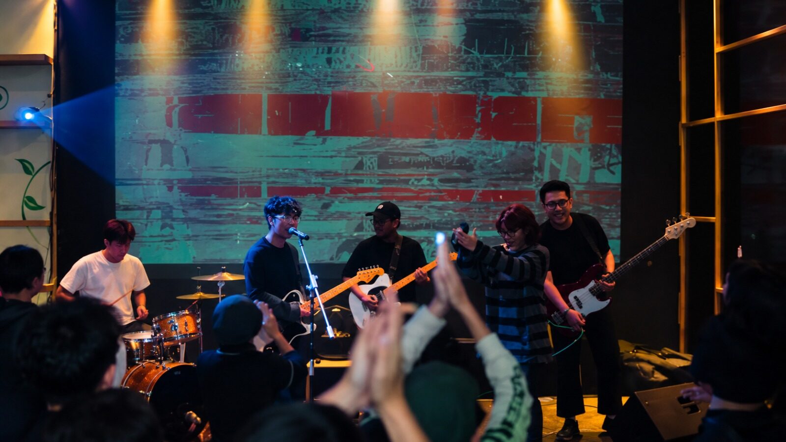 Sparks Life Jakarta Hidupkan Nostalgia Emo Lewat Emotional Clinic Showcase, Jadi Titik Temu Komunitas Musik Urban