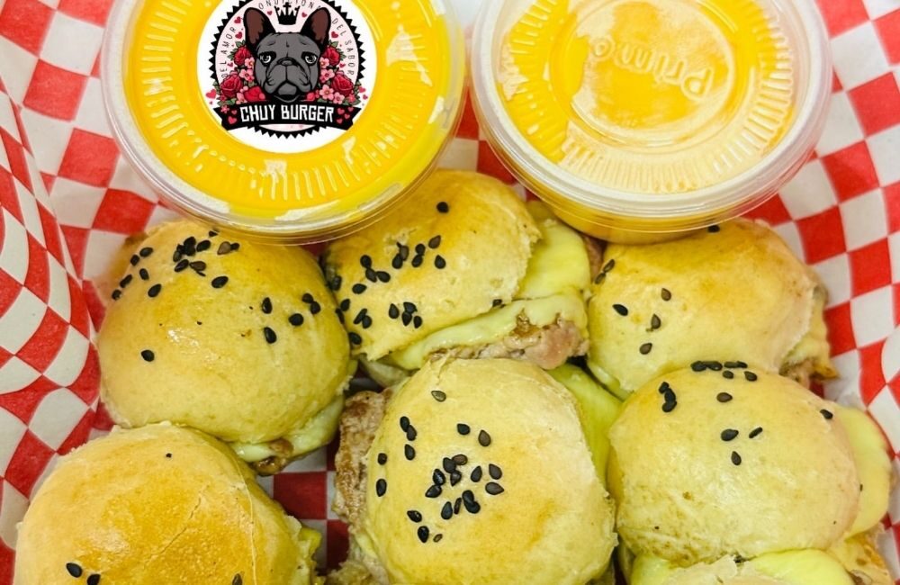 Baby Burgers Chuy Burger Viral di Media Sosial, Mini Cheeseburger Dicelup ke Saus Keju
