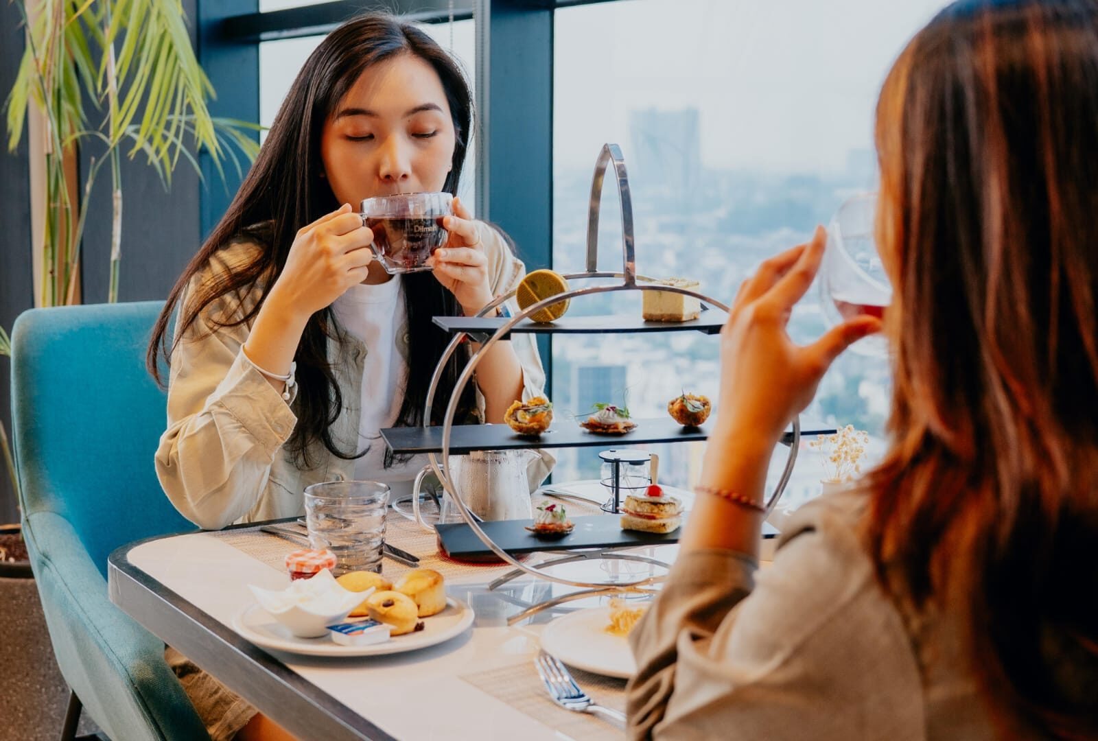 Afternoon Tea at Level 19, Pengalaman Menikmati Teh dengan City View Gading Serpong