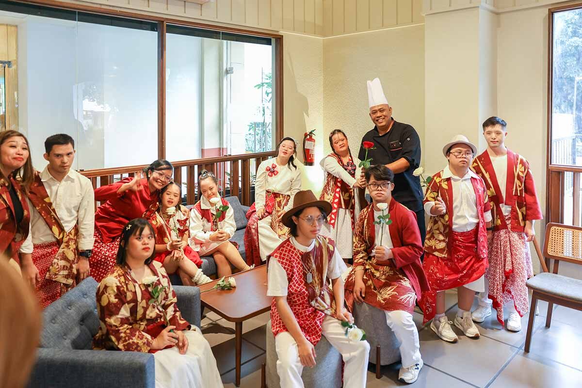 THE 1O1 Jakarta Sedayu Darmawangsa Rayakan Kemerdekaan Lewat Fashion, Inklusi, dan Kreativitas Lokal