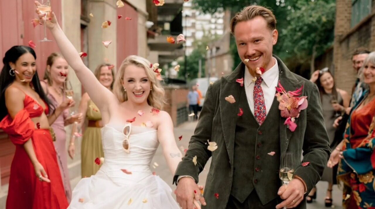 Evanna Lynch Menikah, Pemeran Luna Lovegood di Harry Potter Tampil Dreamy dalam Balutan Vintage