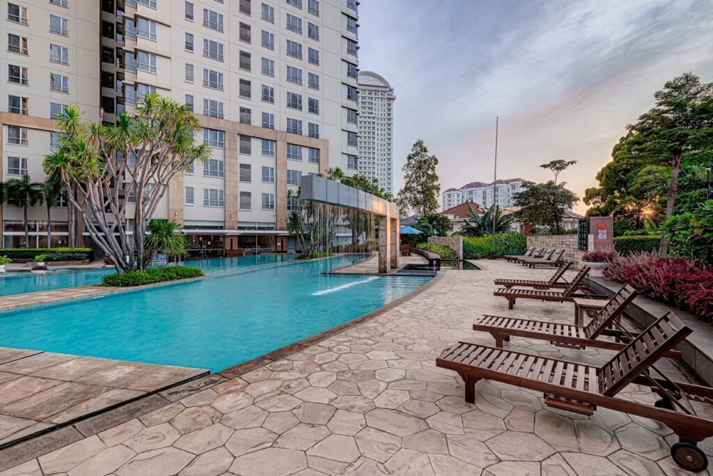 Kolam Renang Somerset Berlian Jakarta - sumber foto istimewa