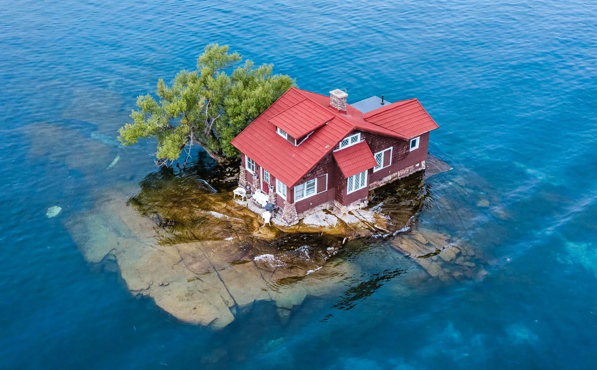 Just Room Enough, Pulau Mini di New York yang Luasnya Cuma 310 Meter Persegi
