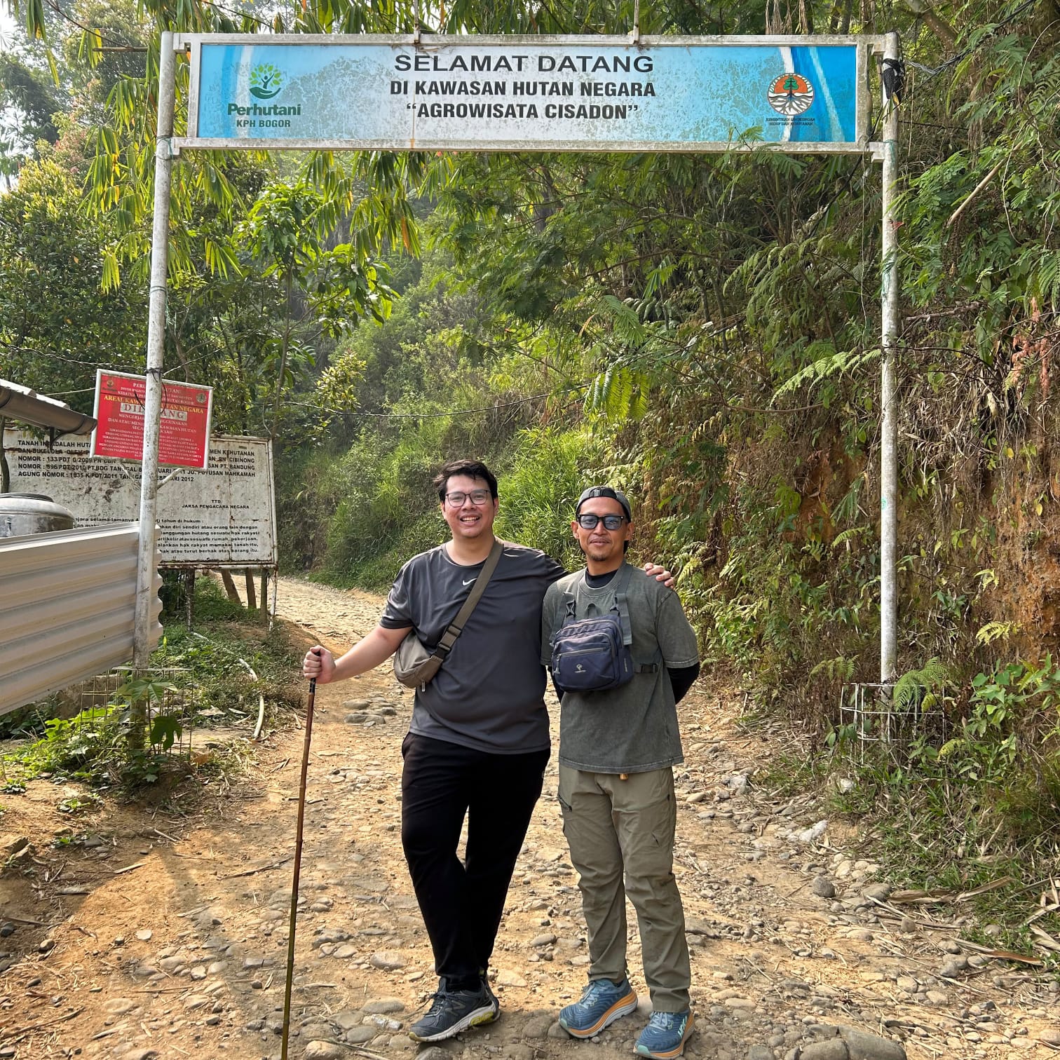 Trekking ke Cisadon- Desa Tersembunyi di Sentul yang Wajib Kamu Coba