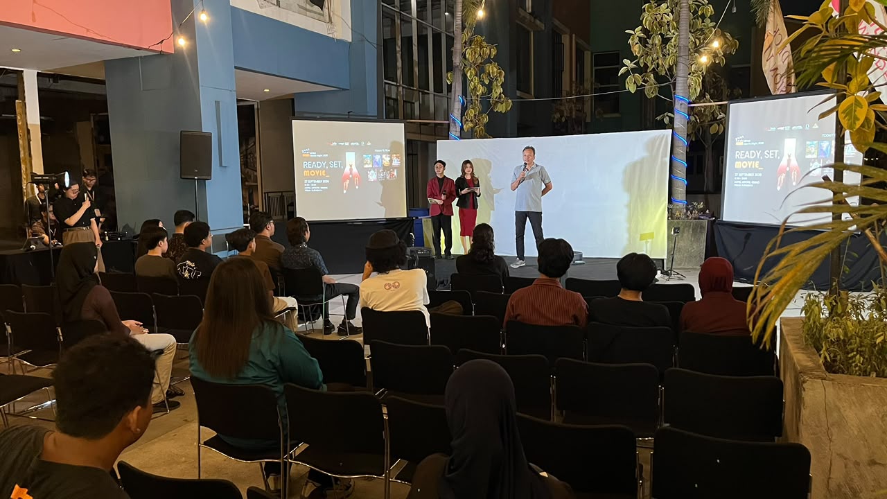 Nonton Bareng Seru di KFAK Movie Night 2026: Apresiasi Film Lokal di ARTOTEL Surabaya