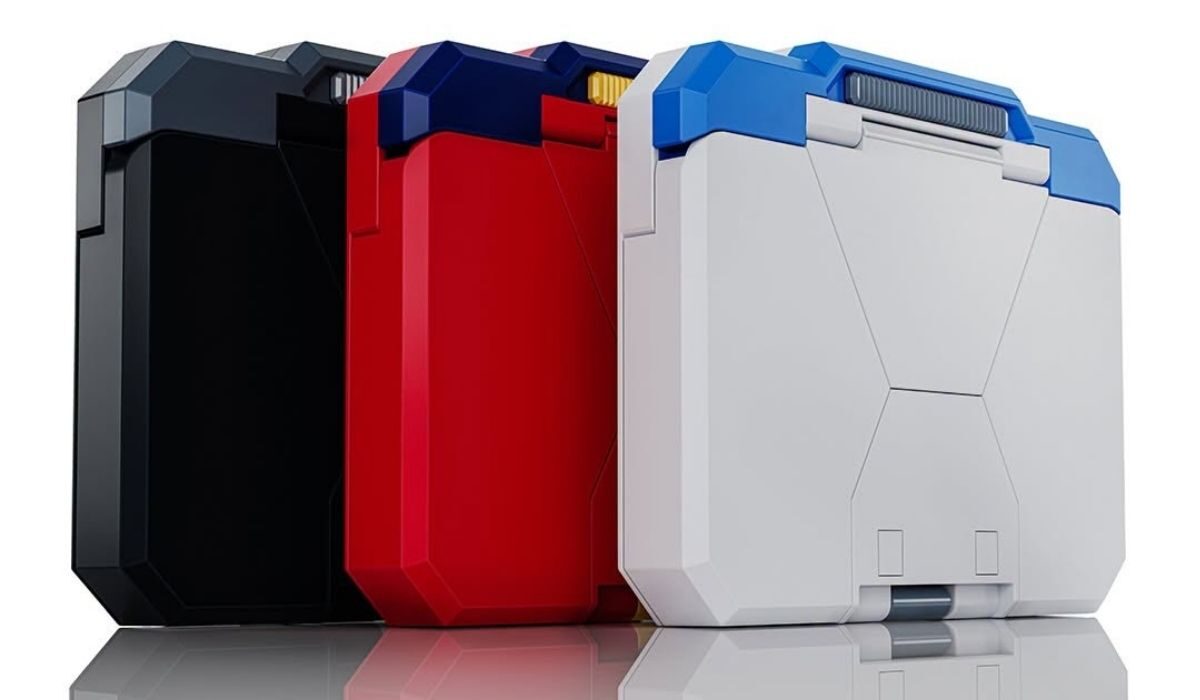 Bandai Jepang Bikin Gadget Mecha Bisa Transform  Menjadi Kotak Kartu Nama