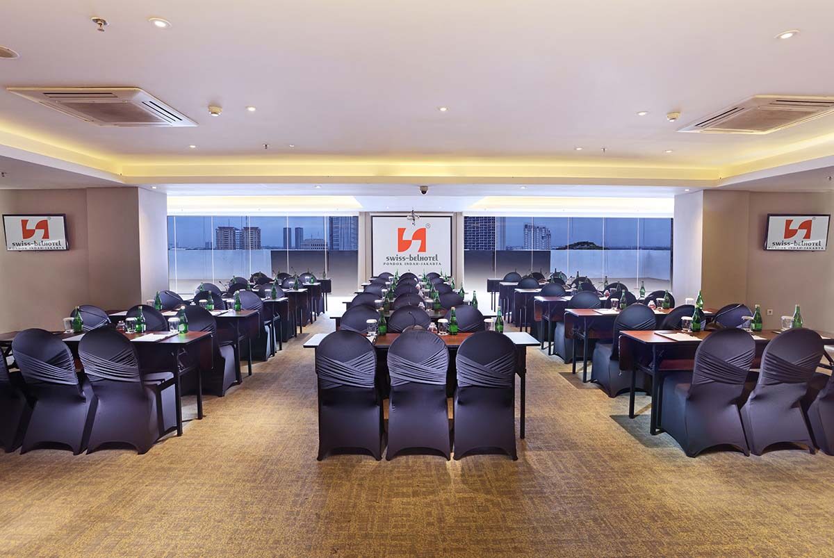 Meeting Room Swiss-Belhotel Pondok Indah, Ketika Ruang Bisnis Harus Bisa Mengikuti Banyak Kebutuhan