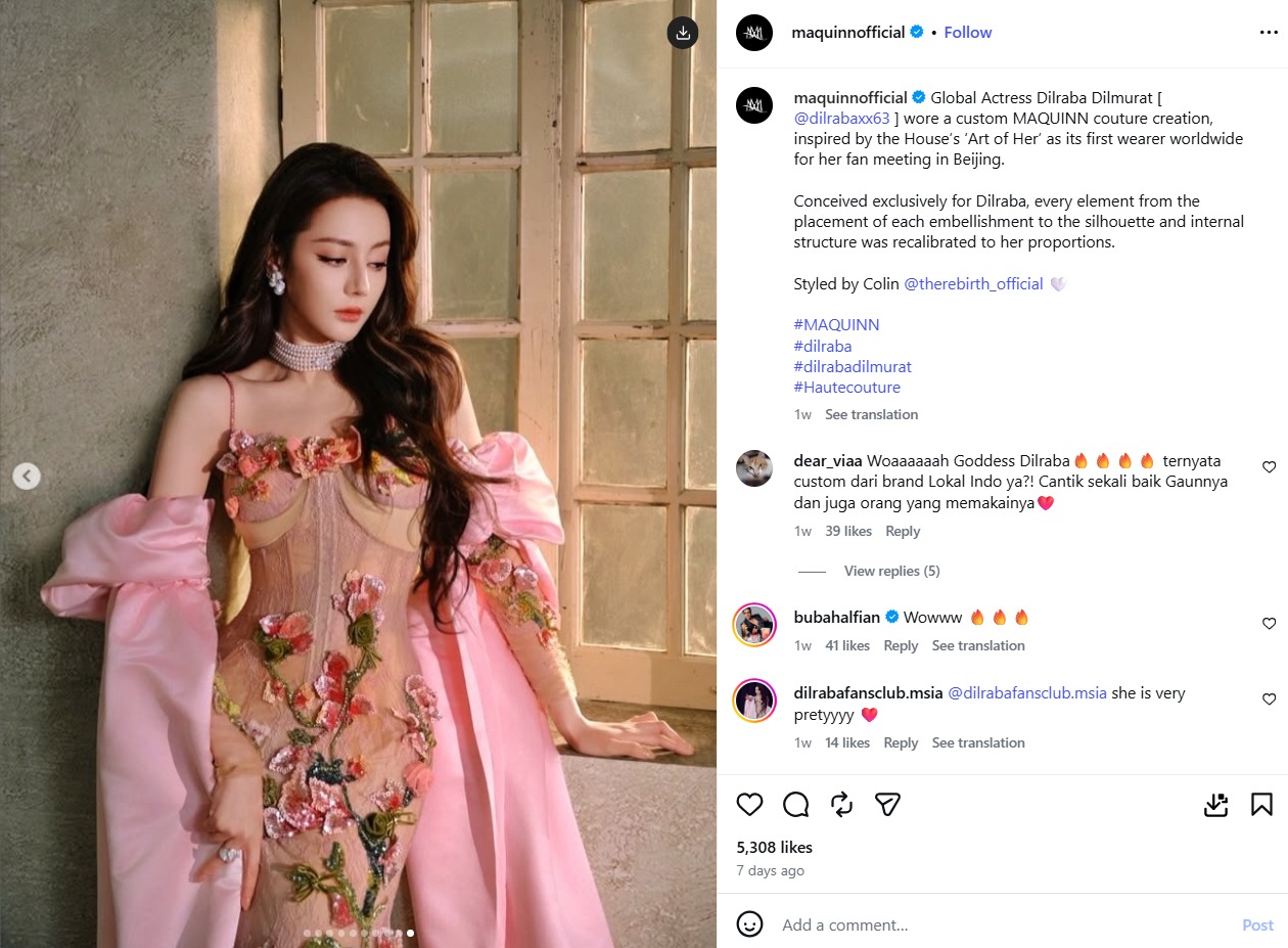 Dilraba Dilmurat Gaun Pink Couture Karya Desainer Kembar Indonesia - sumber foto instagram maquinnofficial