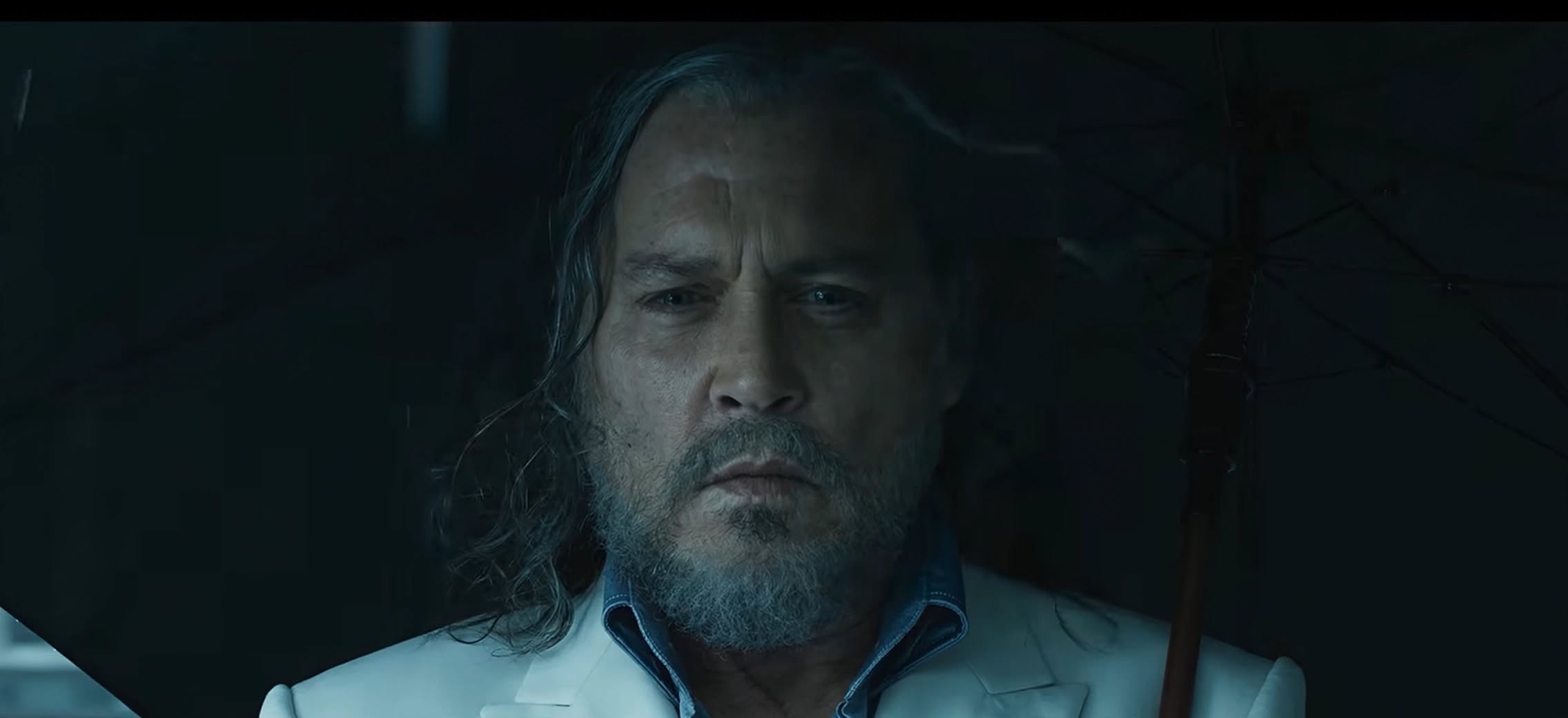 Johnny Depp Kembali Misterius! Trailer Day Drinker Ungkap Balas Dendam di Tengah Laut